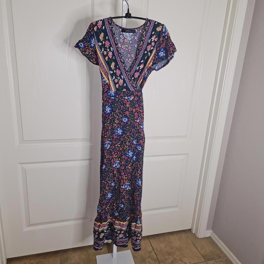Zesica Maxi Dress with V-Neck and Short Sleeves